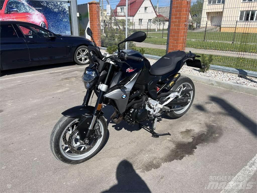BMW  Visurgājēji