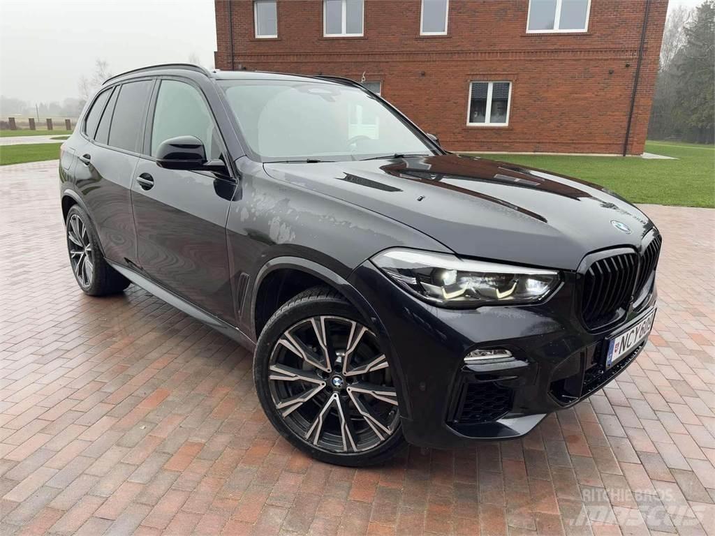 BMW  Automašīnas