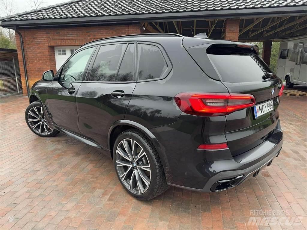 BMW  Automašīnas