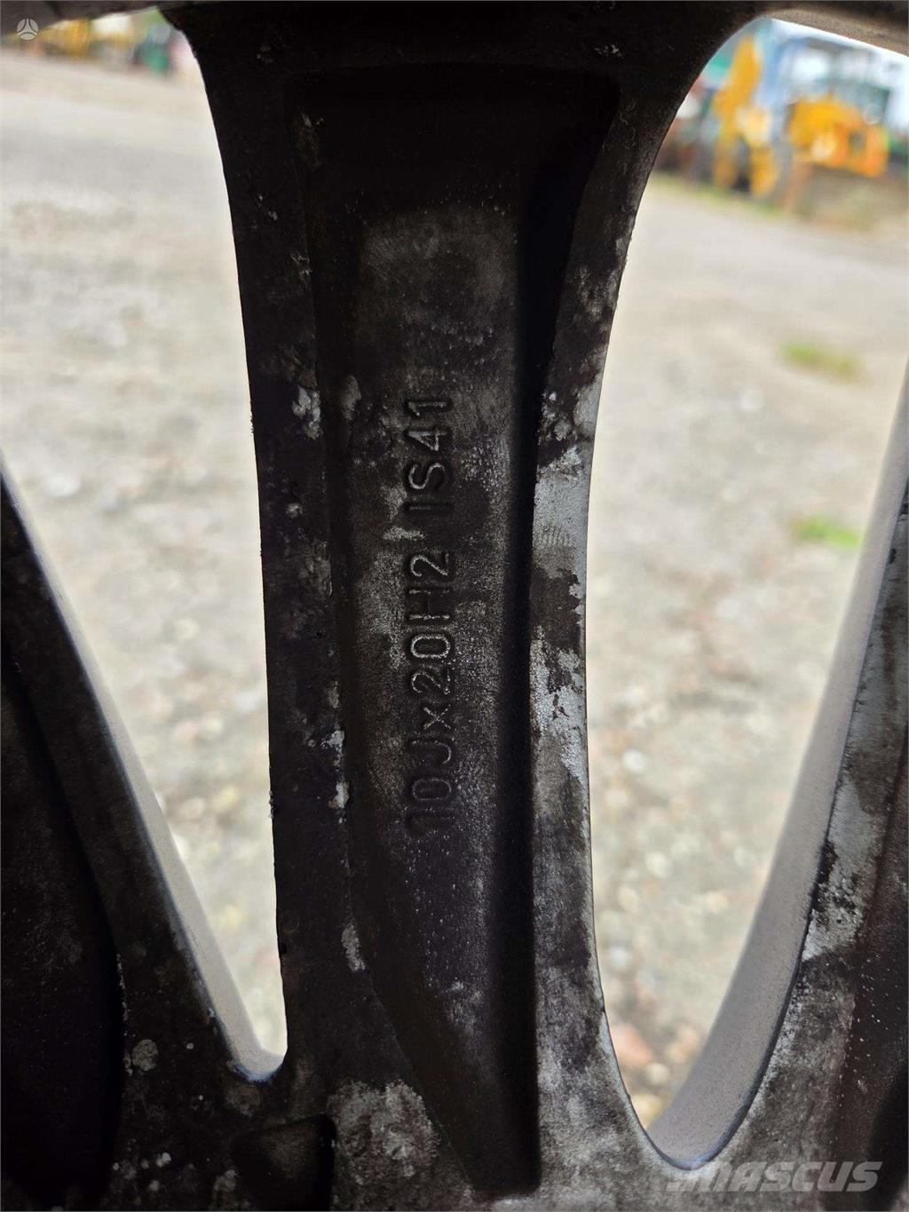 BMW  Riepas, riteņi un diski