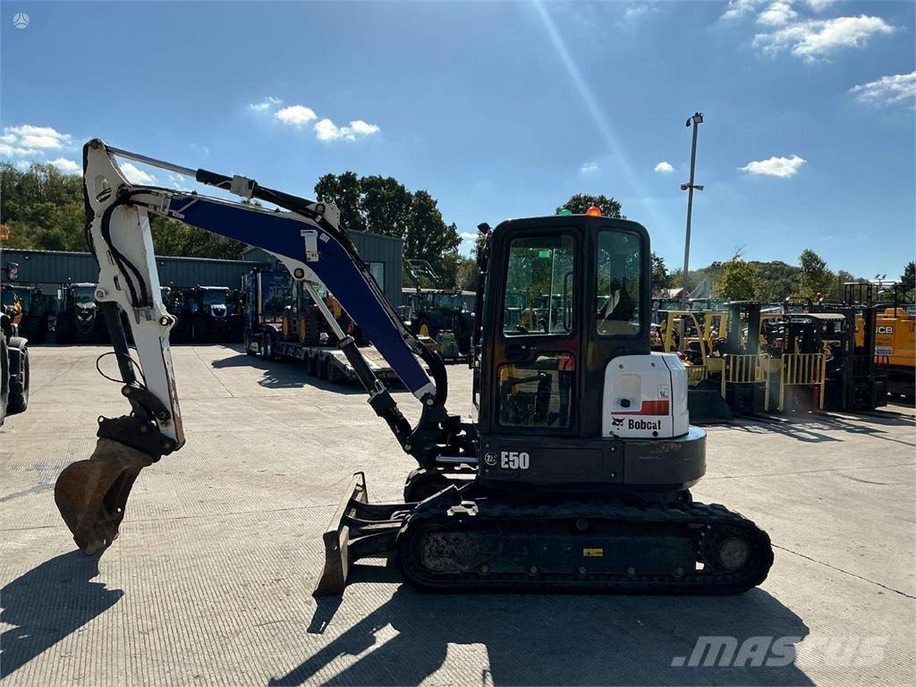 Bobcat E50 Kāpurķēžu ekskavatori