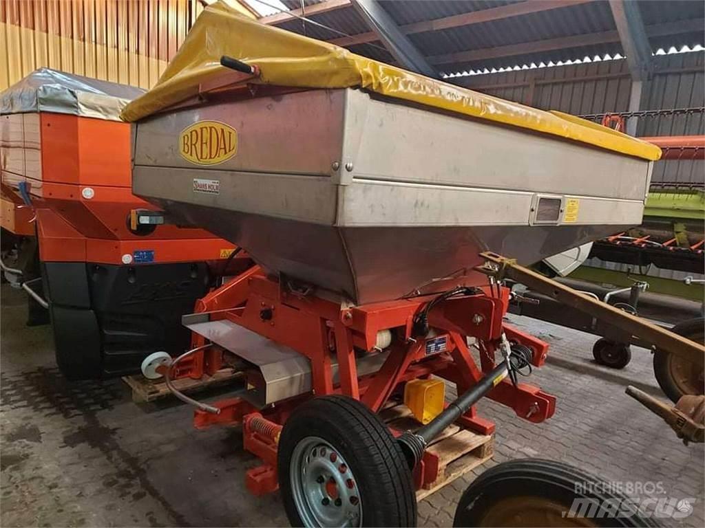 Bredal F2 2500 Minerālmēslu izkliedētāji