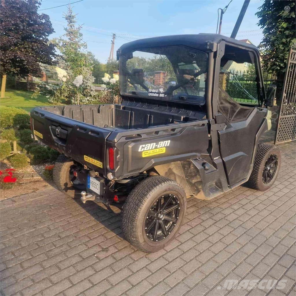 Can-am  Visurgājēji