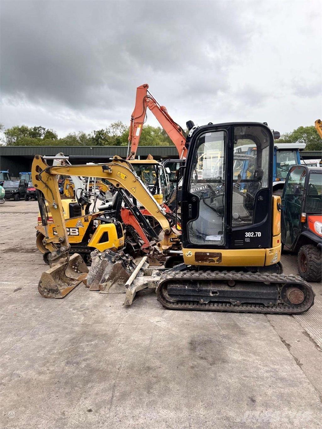 CAT 302.7 DCR Mini ekskavatori < 7 t