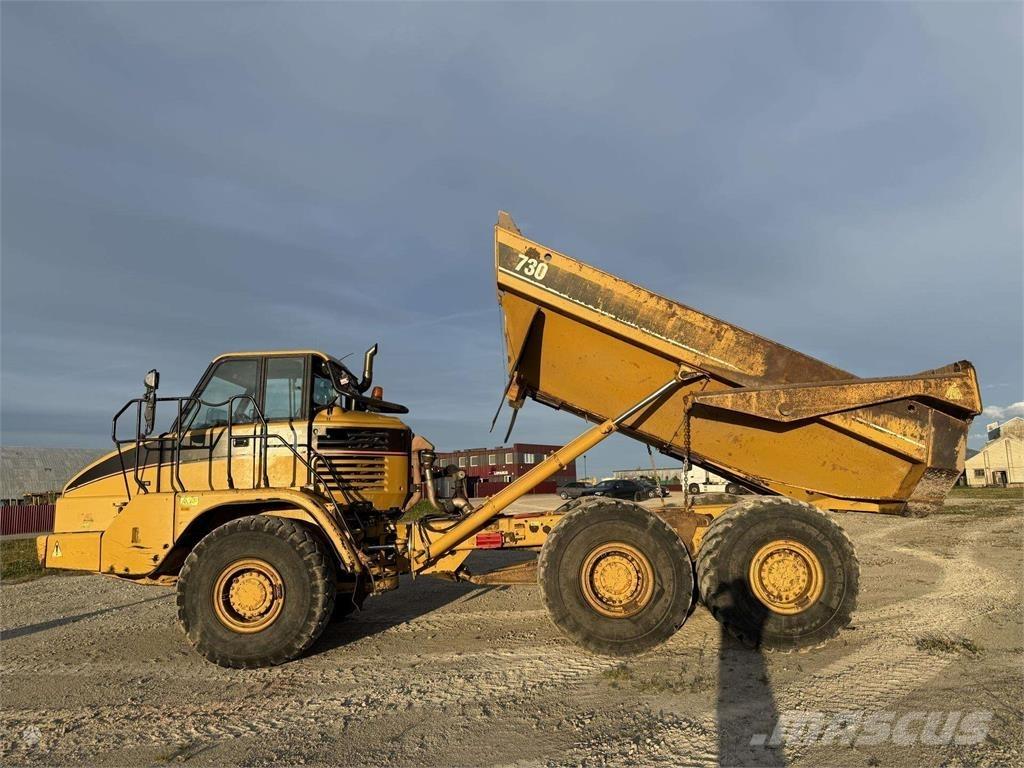 CAT 730 Artikulētie pašizgāzēji