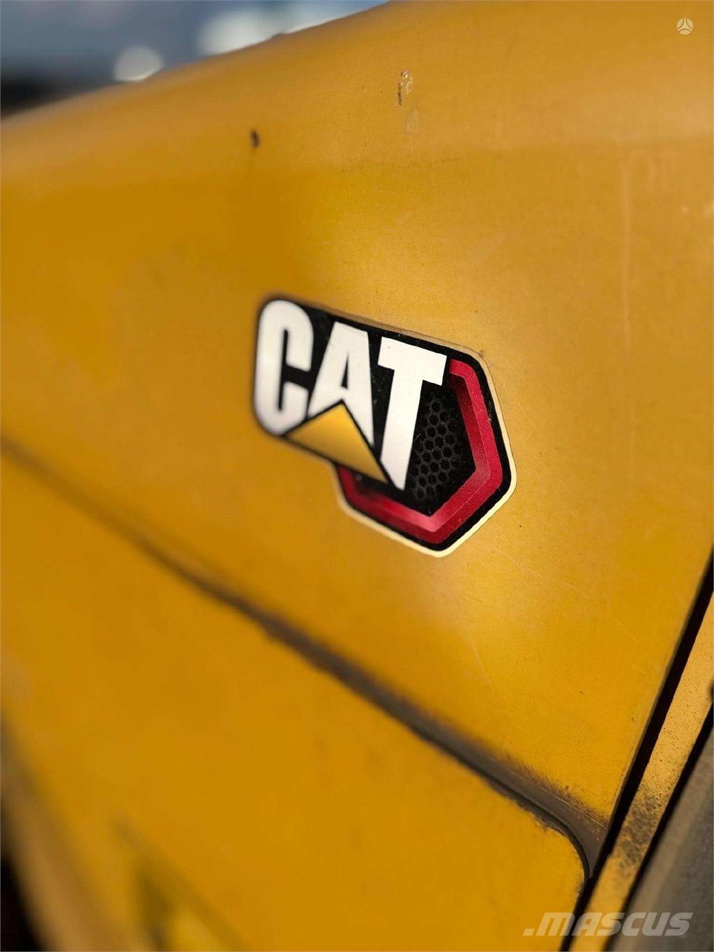 CAT D5 K Kāpurķēžu buldozeri