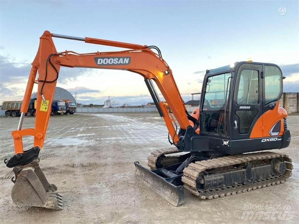 Doosan DX 60 C Mini ekskavatori < 7 t