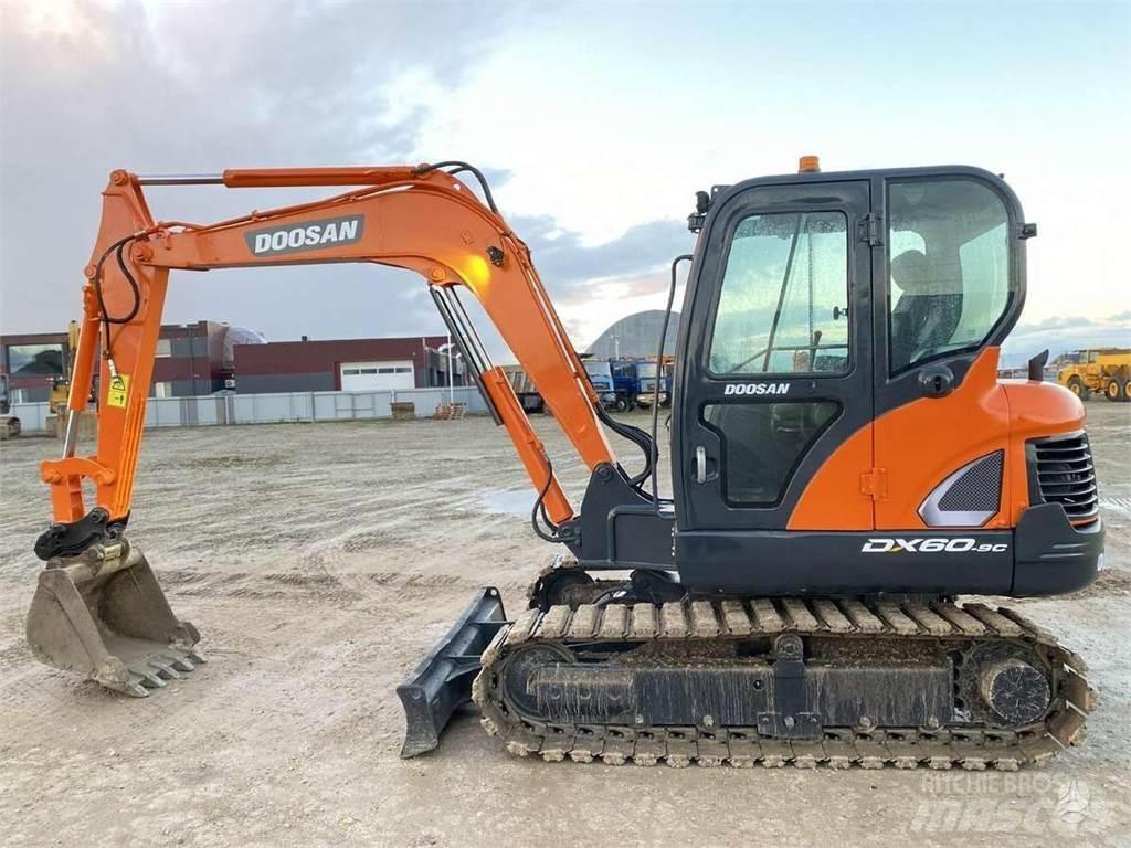 Doosan DX 60 C Mini ekskavatori < 7 t
