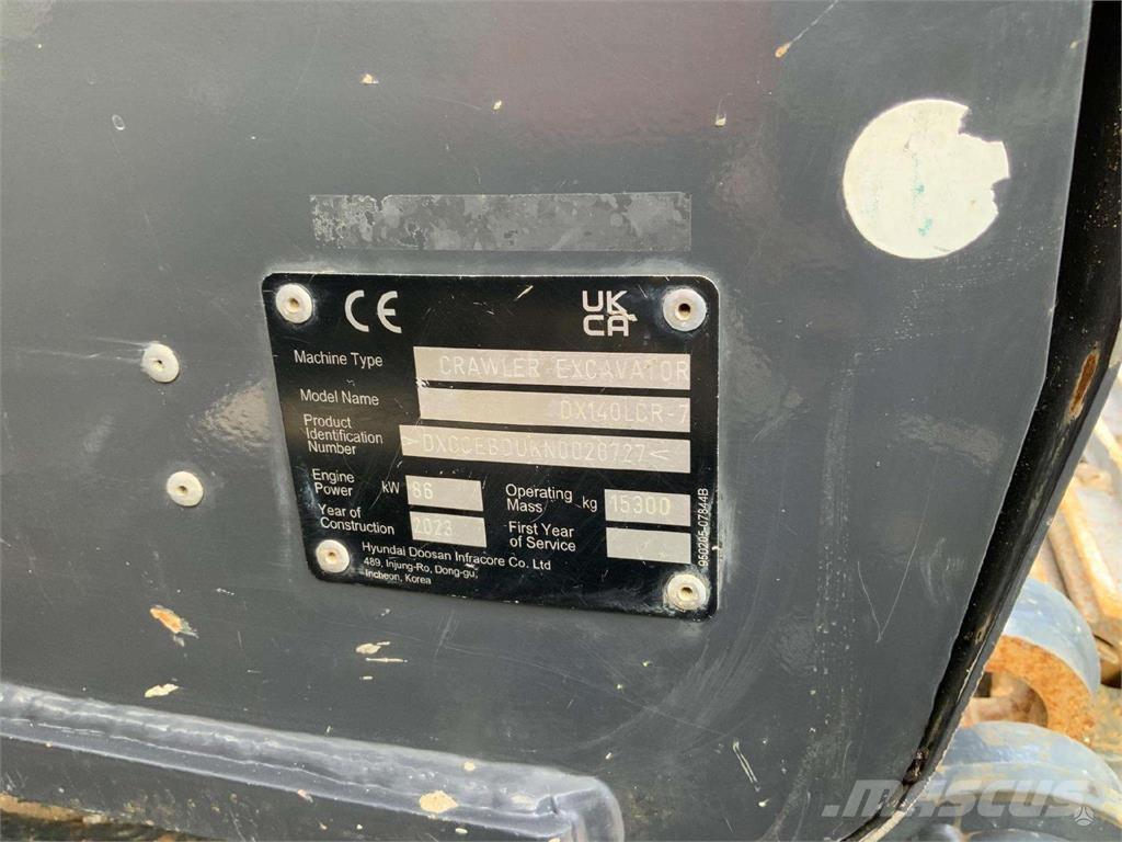 Doosan DX140 LCR Kāpurķēžu ekskavatori