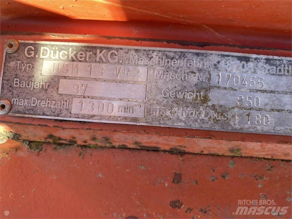 Dücker 150 Pļaujmašīnas ar kondicionieri