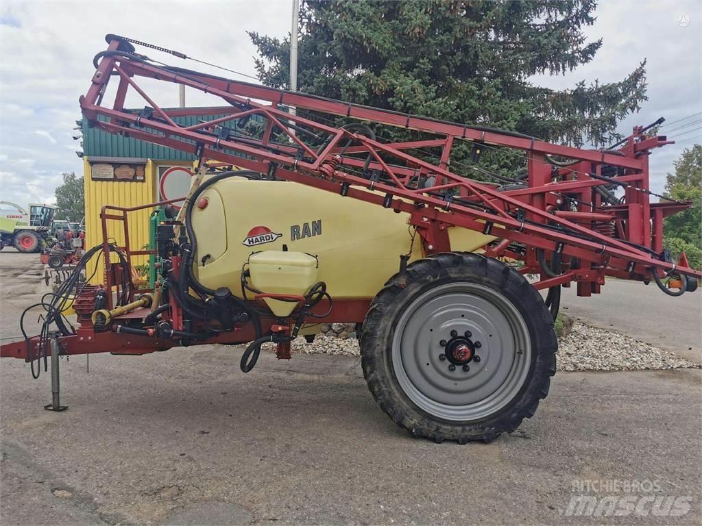 Hardi Ranger 2200 Pašgājēji smidzinātāji