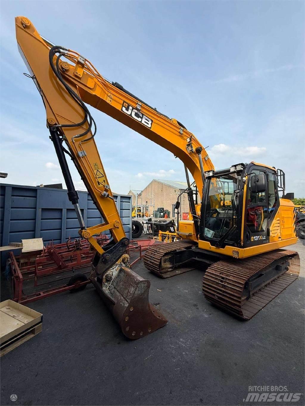 JCB 131X L SV Kāpurķēžu ekskavatori
