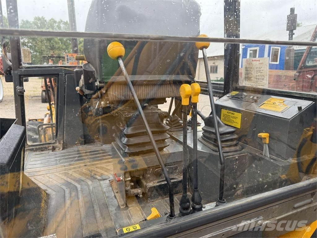 JCB 2CX Ekskavatori-iekrāvēji
