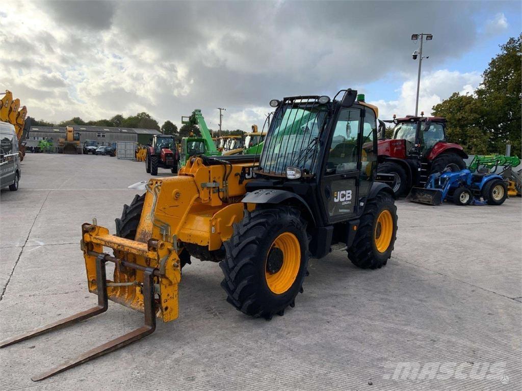 JCB 535-95 Teleskopiskie manipulatori