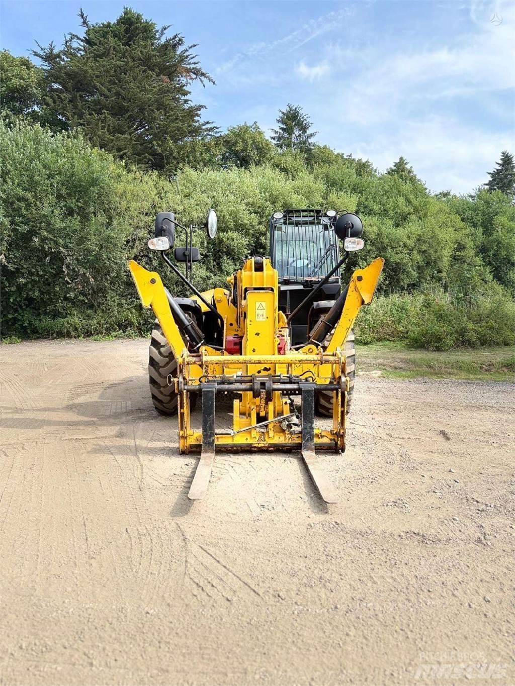 JCB 540-170 Teleskopiskie manipulatori