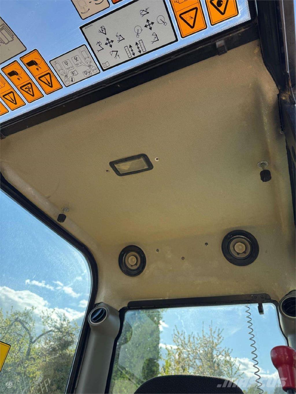 JCB 85Z-1 Kāpurķēžu ekskavatori