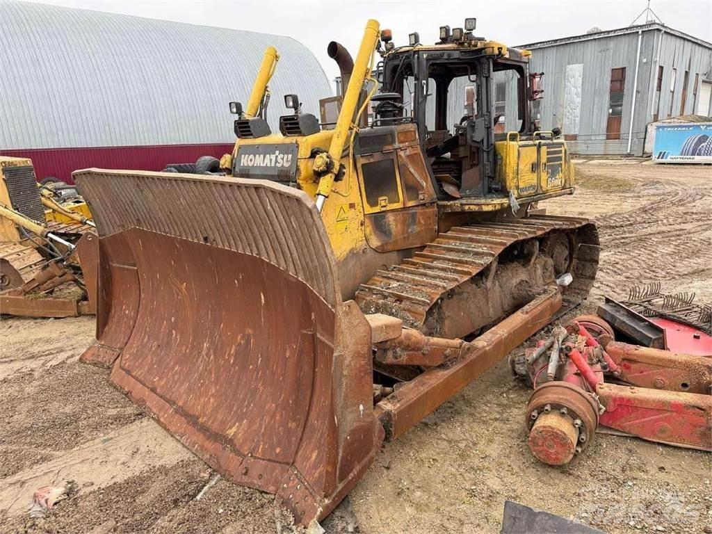 Komatsu D65WX-18 Kāpurķēžu buldozeri