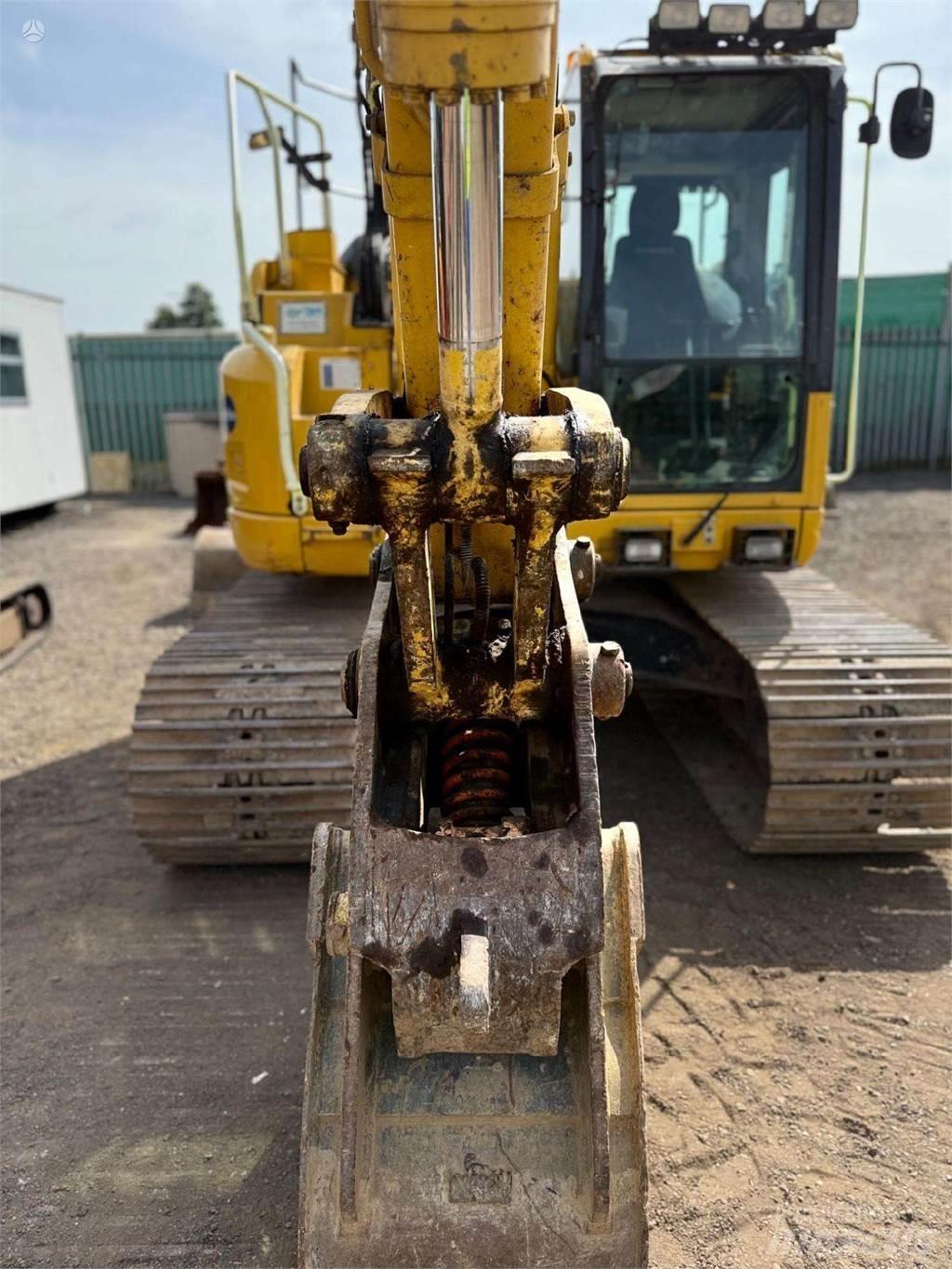 Komatsu PC138US Kāpurķēžu ekskavatori