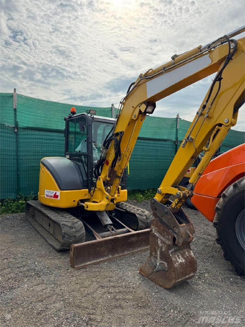 Komatsu PC55MR-5 Kāpurķēžu ekskavatori