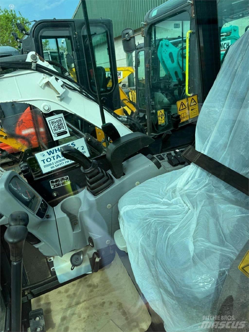 Kubota U27-4 Mini ekskavatori < 7 t