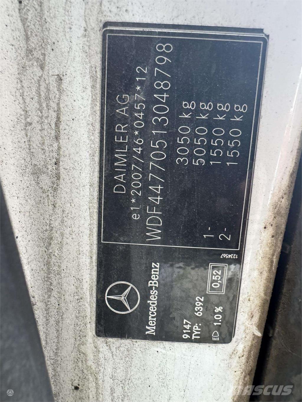 Mercedes-Benz  Automašīnas