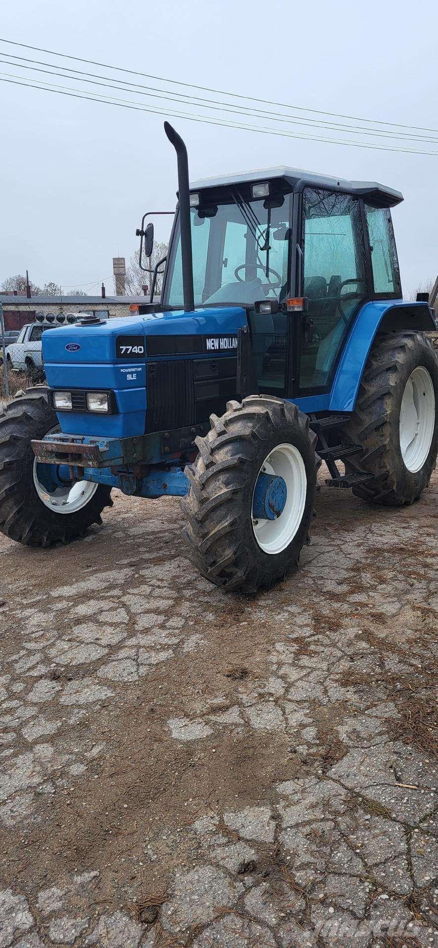 New Holland 7740 Traktori