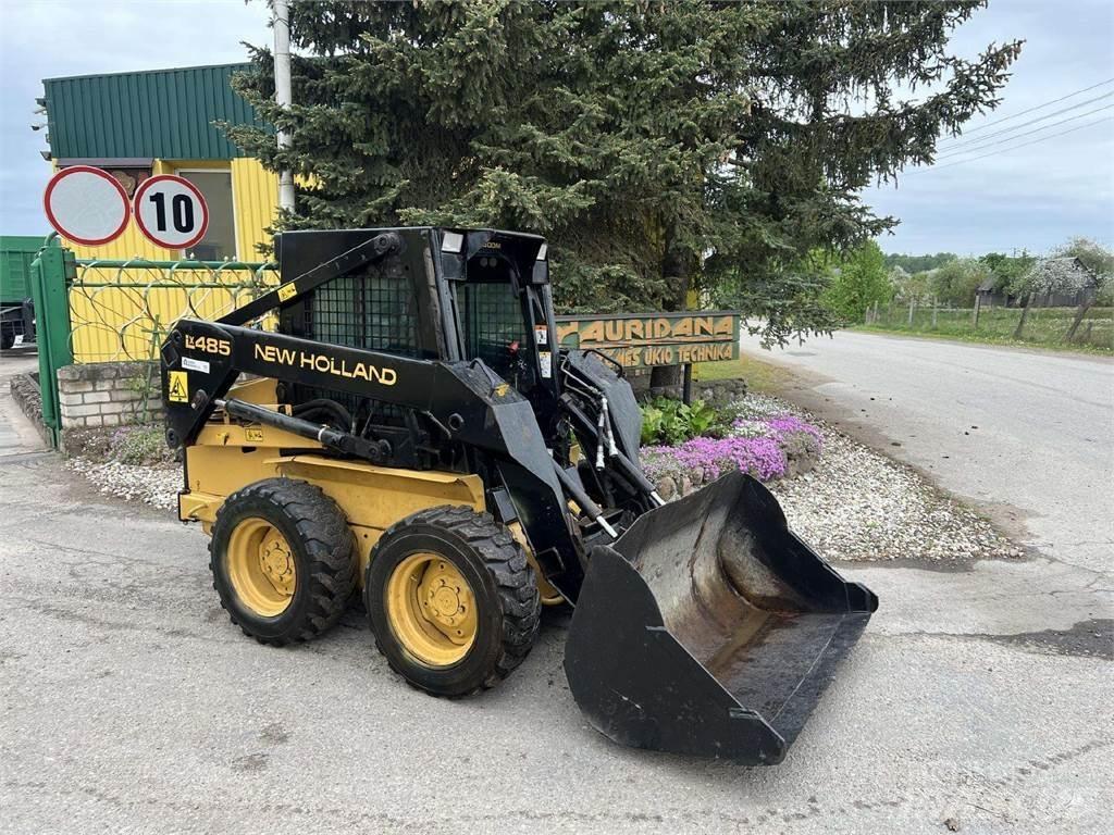 New Holland LX485 Mini iekrāvēji