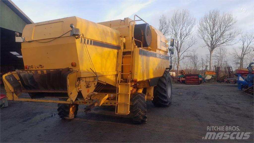 New Holland TX 66 Ražas novākšanas kombaini