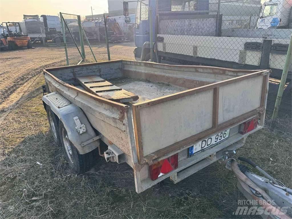 Tauras BZ 2530 Mazgabarīta treileri
