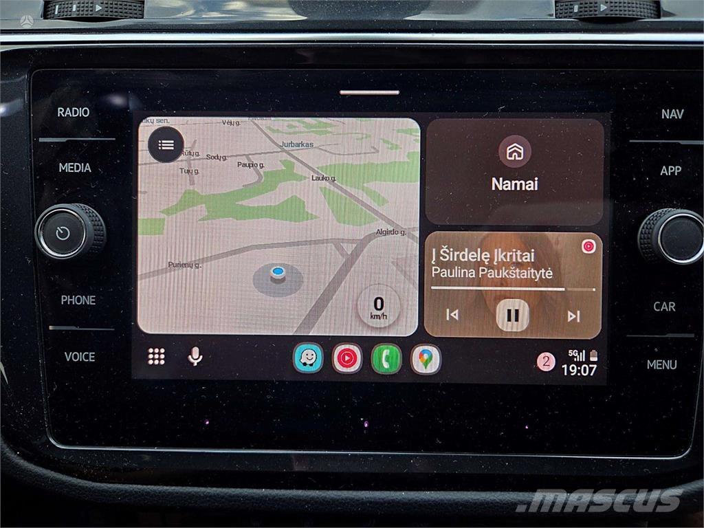 Volkswagen  Automašīnas