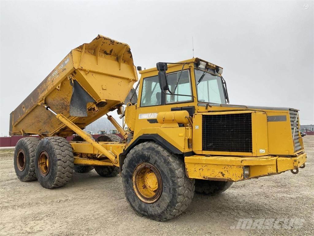 Volvo A25C , Nr.6 Artikulētie pašizgāzēji