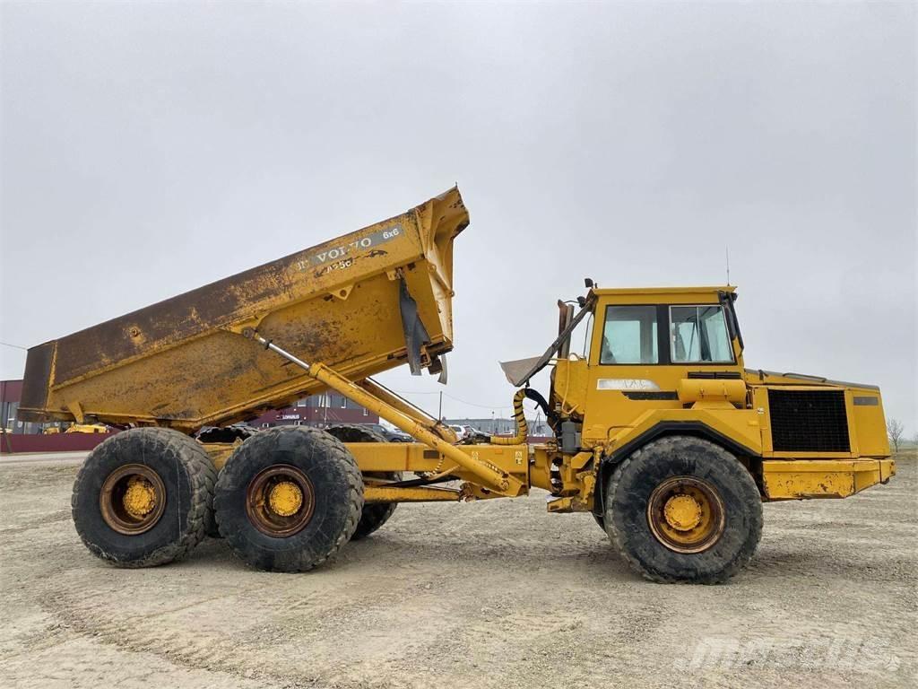 Volvo A25C , Nr.6 Artikulētie pašizgāzēji