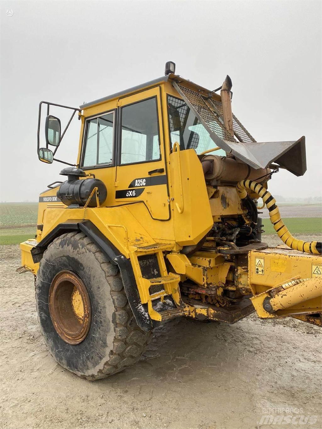 Volvo A25C , Nr.7 Artikulētie pašizgāzēji