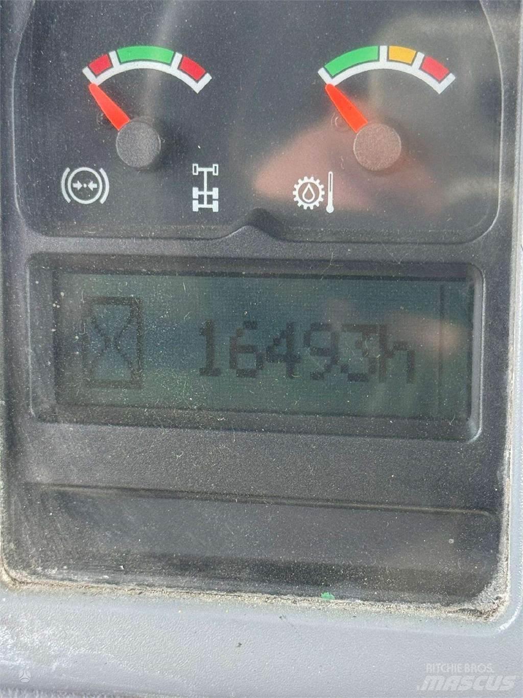 Volvo A25D Artikulētie pašizgāzēji