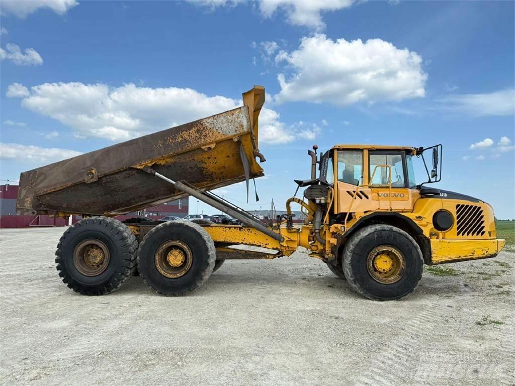Volvo A25D Artikulētie pašizgāzēji