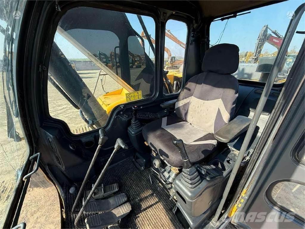 Volvo EC 240 LC Kāpurķēžu ekskavatori