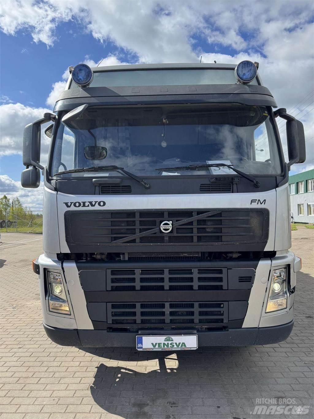 Volvo FM 440 6x2 Platformas/izkraušana no sāniem