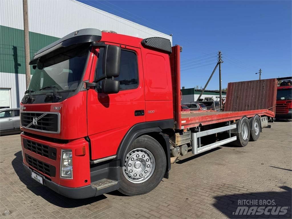 Volvo FM 9 Platformas/izkraušana no sāniem