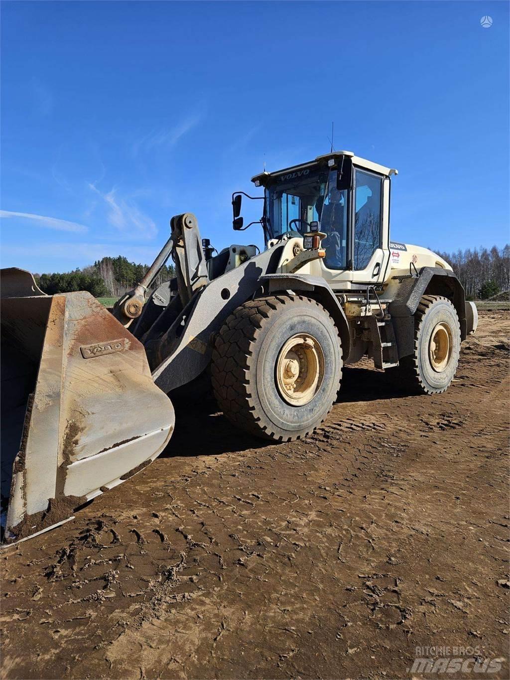 Volvo L120G Iekrāvēji uz riteņiem