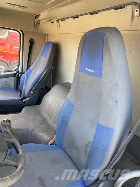 Volvo FM12 Smagās mašīnas ar celtni