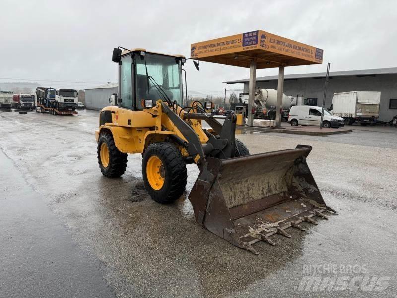 Volvo L 30 Mini iekrāvēji