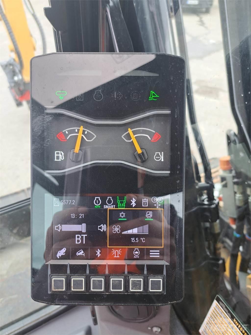 CAT 310 Mini ekskavatori < 7 t