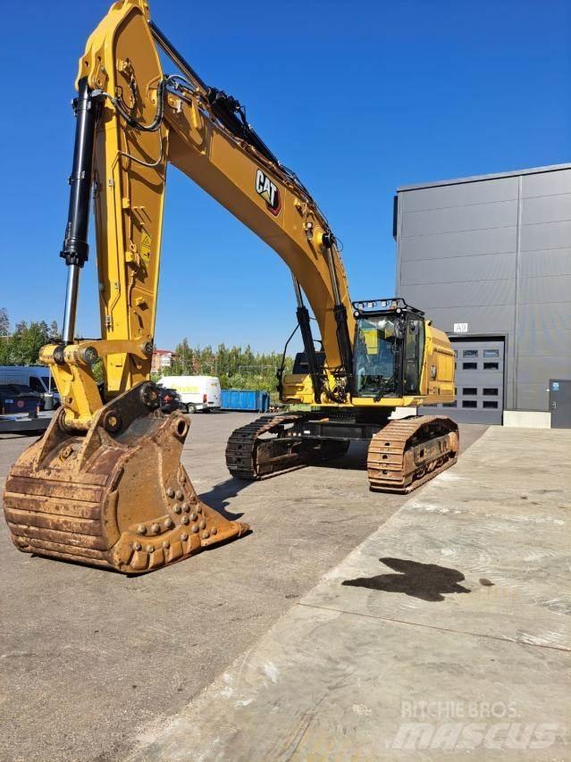 CAT 352 Kāpurķēžu ekskavatori
