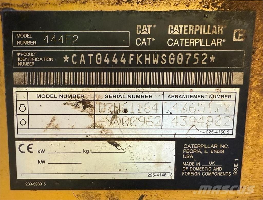 CAT 444F2 Ekskavatori-iekrāvēji