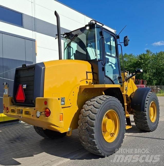 CAT 914M Iekrāvēji uz riteņiem
