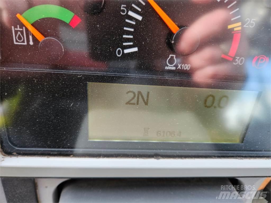 CAT 950M Iekrāvēji uz riteņiem