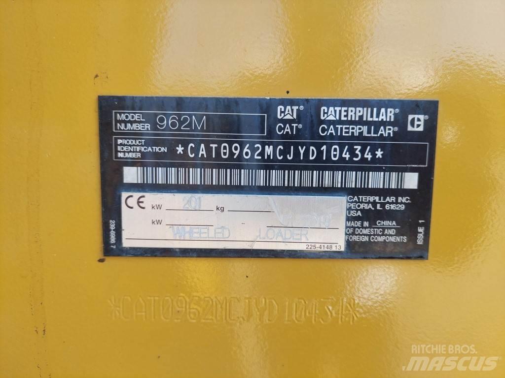 CAT 962M Iekrāvēji uz riteņiem
