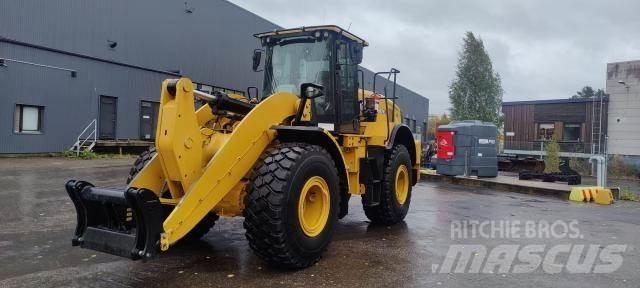 CAT 962M Iekrāvēji uz riteņiem