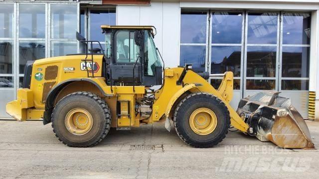CAT 962M Iekrāvēji uz riteņiem