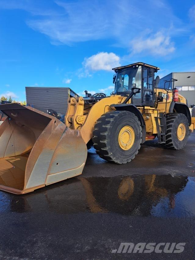 CAT 980 Iekrāvēji uz riteņiem